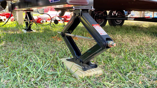 Everything You Need to Know About RV Stabilizer Jacks